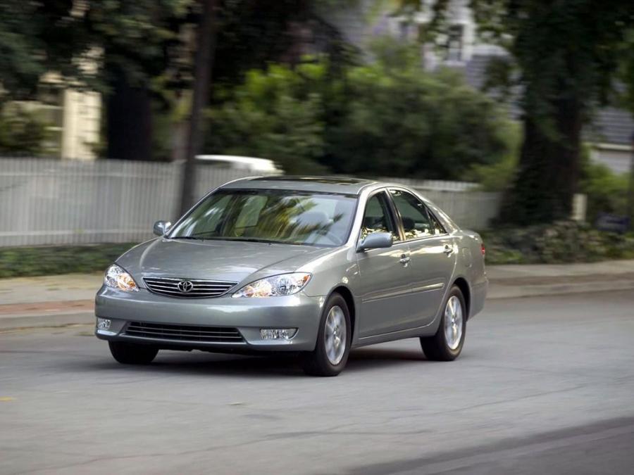  Toyota Camry SE 2004 года  (US) (фото 6 из 12)